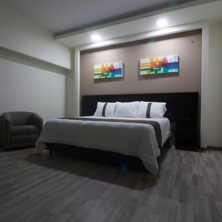 Smart Hotel מונטריי מראה חיצוני תמונה
