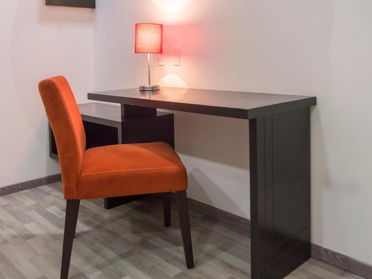 Smart Hotel מונטריי מראה חיצוני תמונה